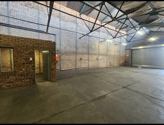 216M² WAREHOUSE TO LET IN WADEVILLE